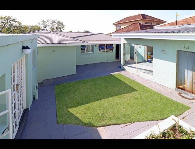 3 BEDROOM HOUSE FOR SALE IN KENSINGTON